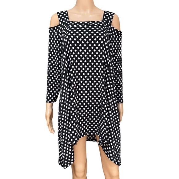 Chico's Black and White Asymmetrical Cold Shoulder Top - Picture 1 of 9